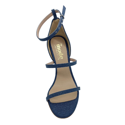 Mode Collective Triple strap sandal